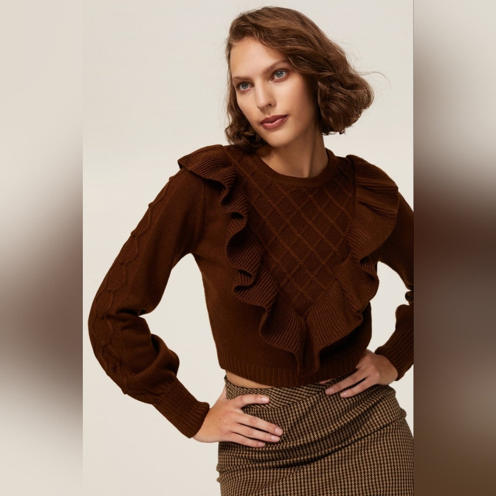 Ruffled Cable-Knit Sweater - Brown